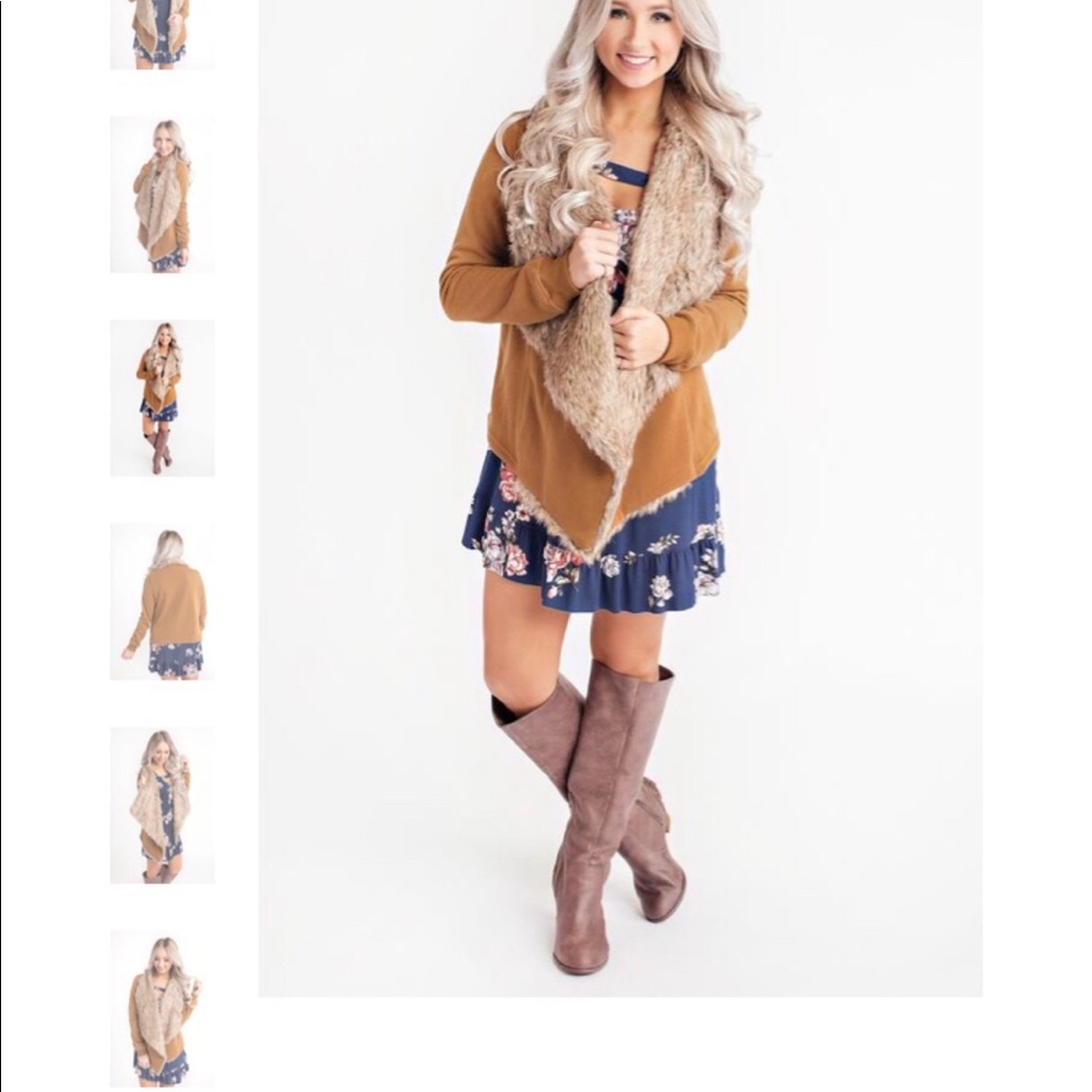 Jacket. Mocha color with faux fur